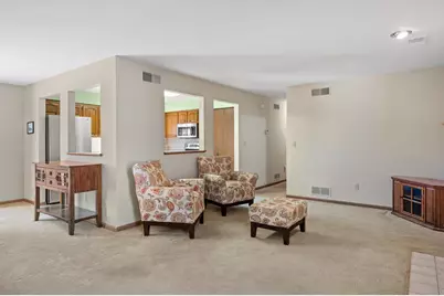 5521  Cambridge Ln #5, Racine, WI 53406 - Photo 7