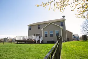 1822 Rockridge Way, Waukesha, WI 53188 - Photo 23