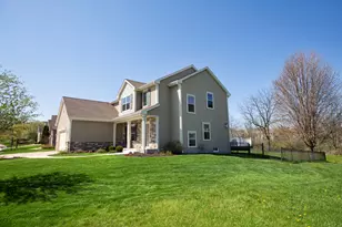 1822 Rockridge Way, Waukesha, WI 53188 - Photo 27