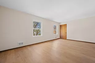 2436 S 75th St, West Allis, WI 53219 - Photo 17