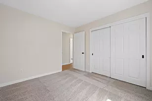2436 S 75th St, West Allis, WI 53219 - Photo 9