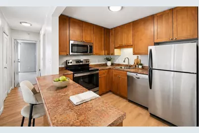 1660 N Prospect Ave #505, Milwaukee, WI 53202 - Photo 1