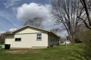 1604 Calumet Dr, New Holstein, WI 53061 - Photo 23