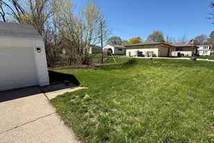7009 W Carmen Ave, Milwaukee, WI 53218 - Photo 17