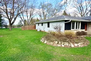 W294S5612 Windcrest Dr, Genesee, WI 53189 - Photo 35