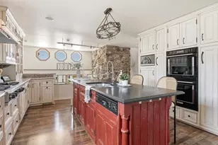 N29W27397 Peninsula Dr, Pewaukee, WI 53072 - Photo 27