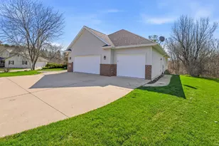 214 Concord Dr, Sheboygan Falls, WI 53085 - Photo 33
