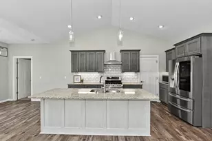 620 E Clancy St, Jefferson, WI 53549 - Photo 17