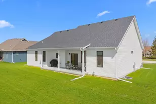501 Fairview Dr, Walworth, WI 53184 - Photo 23