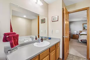 713 Bridlewood Ln, Watertown, WI 53094 - Photo 31