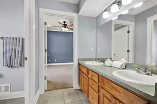 W132N6509 W View Ct, Menomonee Falls, WI 53051 - Photo 37
