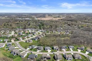 914 Foxwalk Dr, Racine, WI 53185 - Photo 55