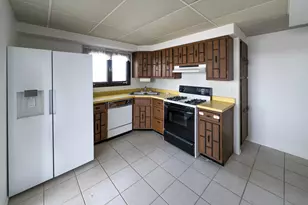 101 Broad St, Lake Geneva, WI 53147 - Photo 7