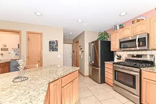 334 E Puerner St, Jefferson, WI 53549 - Photo 3