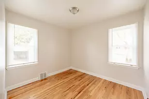 9200 W Swan Cir, Milwaukee, WI 53225 - Photo 9