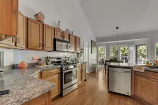 370 Smythe Dr, Williams Bay, WI 53191 - Photo 15