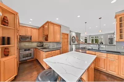 2224 E Edgewood Ave, Shorewood, WI 53211 - Photo 15