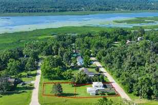 N3358 Hawthorn Rd, Geneva, WI 53147 - Photo 3