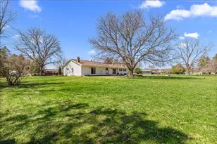 W6392 Judy Dr, Plymouth, WI 53073 - Photo 39
