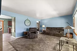 W6392 Judy Dr, Plymouth, WI 53073 - Photo 7