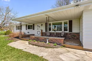 W6392 Judy Dr, Plymouth, WI 53073 - Photo 5