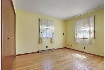 3400  Shorewood Dr, Racine, WI 53404 - Photo 19