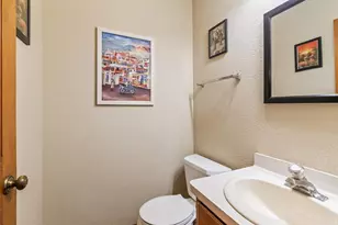 W227N2540 Meadowood Ln, Pewaukee, WI 53186 - Photo 27