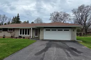 5359 S Allenwood Ln, Hales Corners, WI 53130 - Photo 45