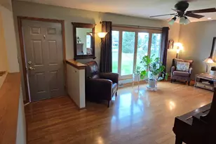 5359 S Allenwood Ln, Hales Corners, WI 53130 - Photo 7