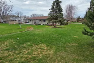 5359 S Allenwood Ln, Hales Corners, WI 53130 - Photo 39