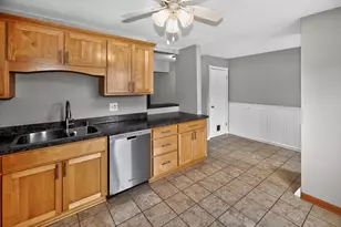228 Wolf Dr, Dousman, WI 53118 - Photo 5