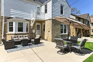2536 N 88th St, Wauwatosa, WI 53226 - Photo 33