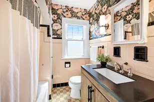 2536 N 88th St, Wauwatosa, WI 53226 - Photo 23