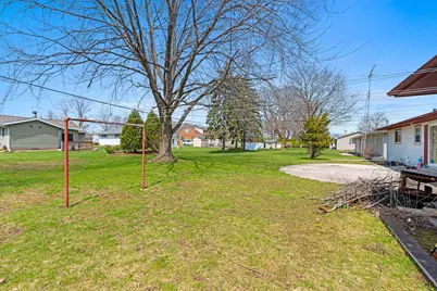 728 S 31st St, Manitowoc, WI 54220 - Photo 31