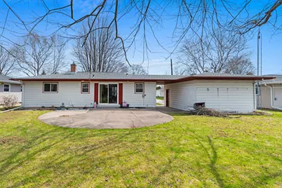 728 S 31st St, Manitowoc, WI 54220 - Photo 29