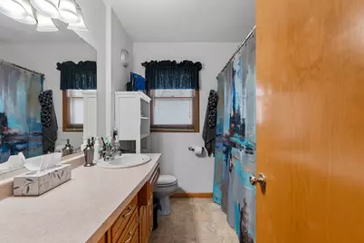 728 S 31st St, Manitowoc, WI 54220 - Photo 13
