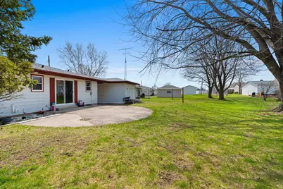 728 S 31st St, Manitowoc, WI 54220 - Photo 27