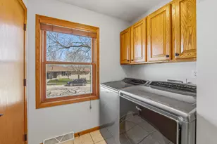 3415 Sheridan Ave, Sheboygan, WI 53081 - Photo 17