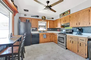 3347 Drexell Ave, Racine, WI 53403 - Photo 3