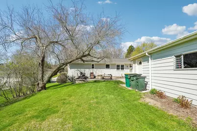 1439 N 12th Ave, West Bend, WI 53090 - Photo 33