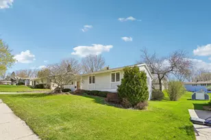 1439 N 12th Ave, West Bend, WI 53090 - Photo 3