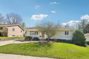 1439 N 12th Ave, West Bend, WI 53090 - Photo 5