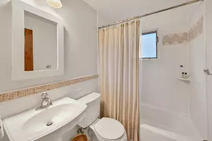 5426 N Diversey Blvd, Whitefish Bay, WI 53217 - Photo 25