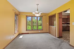 W154N8067 Elm Ln, Menomonee Falls, WI 53051 - Photo 9