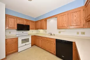 1400 Hidden Fields Dr, West Bend, WI 53095 - Photo 11