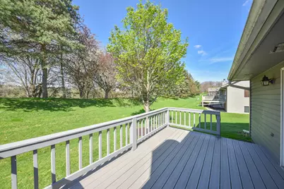 1400  Hidden Fields Dr, West Bend, WI 53095 - Photo 27