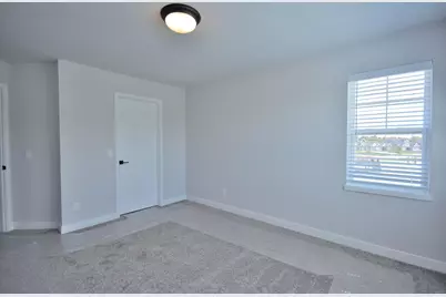 8175 W Bluebird Ct, Mequon, WI 53097 - Photo 35