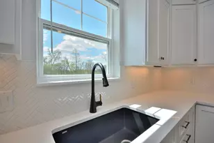 8175 W Bluebird Ct, Mequon, WI 53097 - Photo 11
