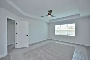 8175 W Bluebird Ct, Mequon, WI 53097 - Photo 29
