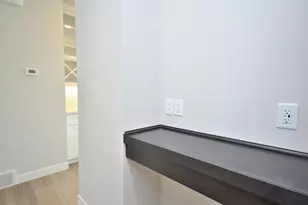8175 W Bluebird Ct, Mequon, WI 53097 - Photo 15